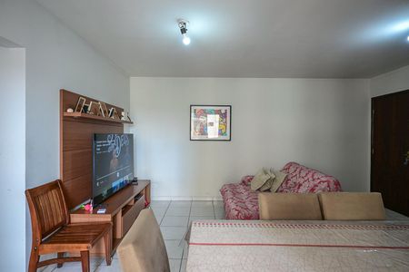 Sala de apartamento à venda com 2 quartos, 81m² em Jardim Henriqueta, Taboão da Serra