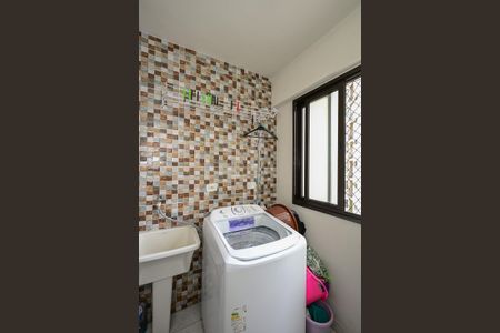 Apartamento à venda com 81m², 2 quartos e 1 vagaÁrea de Serviço 