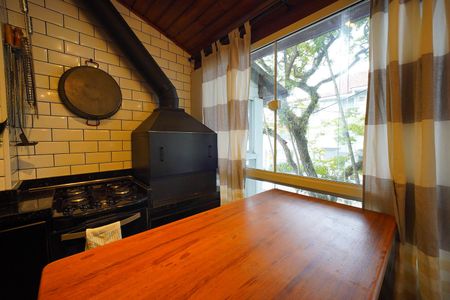 Sala de apartamento para alugar com 2 quartos, 55m² em Canasvieiras, Florianópolis