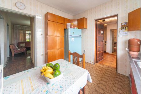 Casa à venda com 133m², 3 quartos e 3 vagasCozinha 