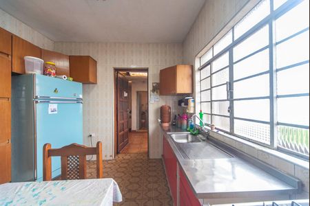 Casa à venda com 133m², 3 quartos e 3 vagasCozinha 