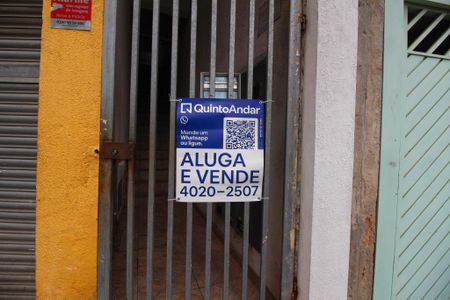 Casa para alugar com 74m², 2 quartos e sem vagaPlaca