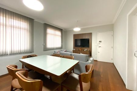 Apartamento à venda com 83m², 3 quartos e 2 vagas Apartamento à venda com 83m², 3 quartos e 2 vagasSala