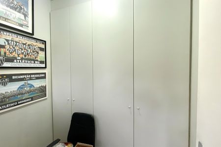 Apartamento à venda com 83m², 3 quartos e 2 vagas Apartamento à venda com 83m², 3 quartos e 2 vagasQuarto de Serviço