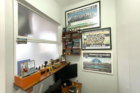 Apartamento à venda com 83m², 3 quartos e 2 vagas Apartamento à venda com 83m², 3 quartos e 2 vagasQuarto de Serviço