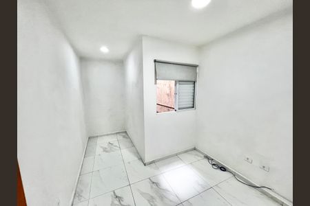 Quarto 1 de apartamento para alugar com 2 quartos, 43m² em Vila Maria Luisa, São Paulo
