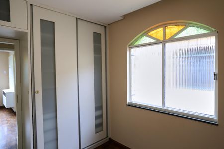 Casa à venda com 109m², 3 quartos e 2 vagasQuarto 1