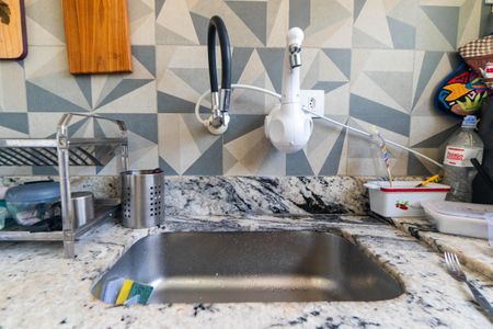 Casa à venda com 128m², 3 quartos e 2 vagas Casa à venda com 128m², 3 quartos e 2 vagasCozinha