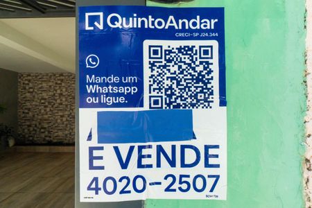 Casa à venda com 128m², 3 quartos e 2 vagas Casa à venda com 128m², 3 quartos e 2 vagasPlaquinha