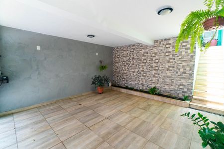 Casa à venda com 128m², 3 quartos e 2 vagas Casa à venda com 128m², 3 quartos e 2 vagasGaragem