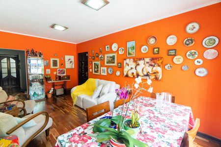 Sala de casa à venda com 3 quartos, 128m² em Cidade Domitila, São Paulo