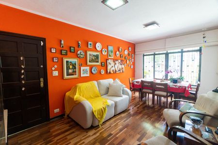 Sala de casa à venda com 3 quartos, 128m² em Cidade Domitila, São Paulo