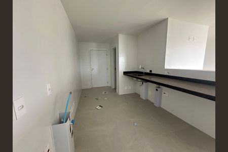 Apartamento à venda com 185m², 3 quartos e 3 vagasCozinha