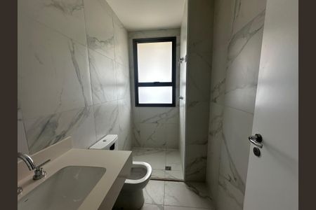 Apartamento à venda com 185m², 3 quartos e 3 vagasBanheiro da Suíte 2