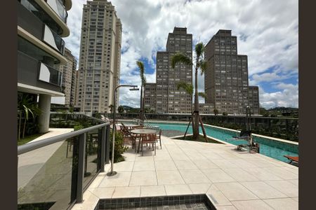 Apartamento à venda com 185m², 3 quartos e 3 vagasÁrea comum - Piscina