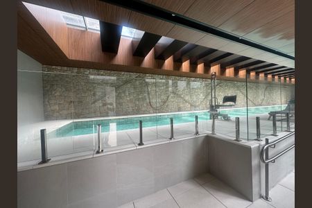 Apartamento à venda com 185m², 3 quartos e 3 vagasPiscina Coberta