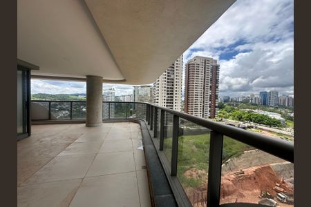 Apartamento à venda com 185m², 3 quartos e 3 vagasVaranda da Sala