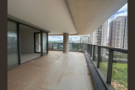 Apartamento à venda com 185m², 3 quartos e 3 vagasVaranda da Sala