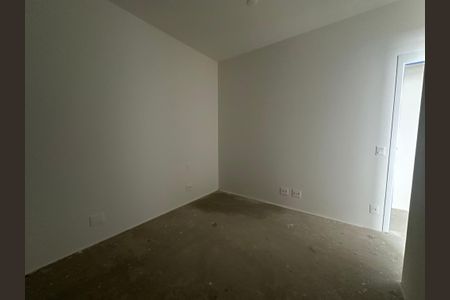 Apartamento à venda com 185m², 3 quartos e 3 vagasSuíte 2