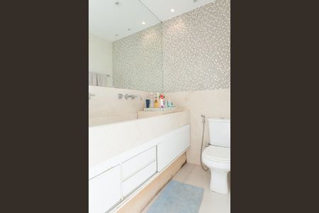 Apartamento à venda com 165m², 3 quartos e 3 vagasbanheiro suite 3