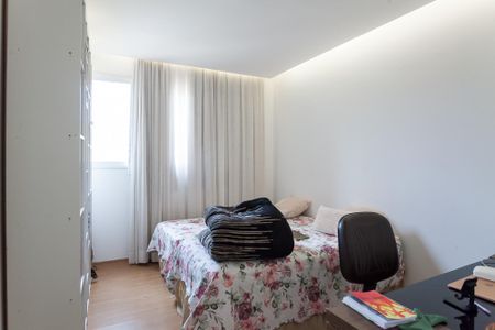 Apartamento à venda com 165m², 3 quartos e 3 vagassuite 1