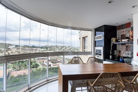 Apartamento à venda com 165m², 3 quartos e 3 vagasVaranda da Sala