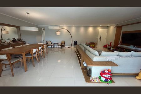 Apartamento à venda com 185m², 3 quartos e 2 vagasSala