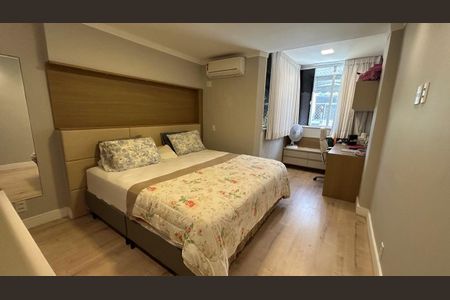 Apartamento à venda com 185m², 3 quartos e 2 vagasSuíte 1