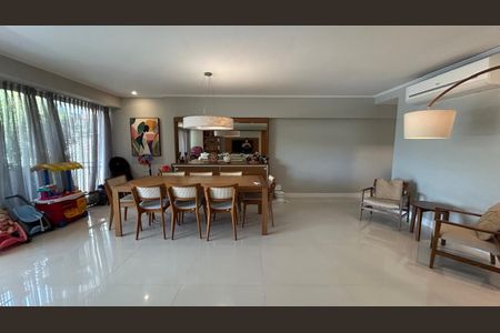 Apartamento à venda com 185m², 3 quartos e 2 vagasSala