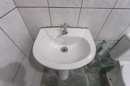 Casa para alugar com 70m², 1 quarto e sem vaga Casa para alugar com 70m², 1 quarto e sem vagaBanheiro