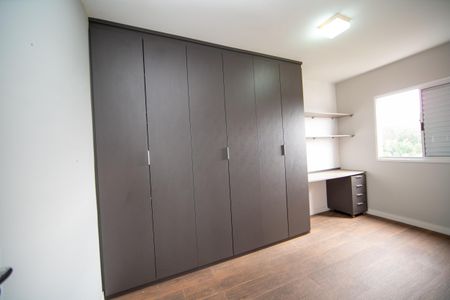 Quarto 1 de apartamento para alugar com 2 quartos, 51m² em Centro, Barueri
