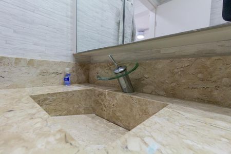 Apartamento à venda com 68m², 2 quartos e 1 vagaBanheiro 1