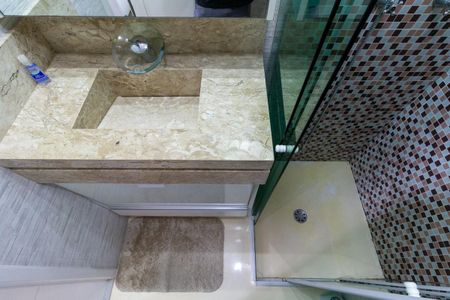 Apartamento à venda com 68m², 2 quartos e 1 vagaBanheiro 1