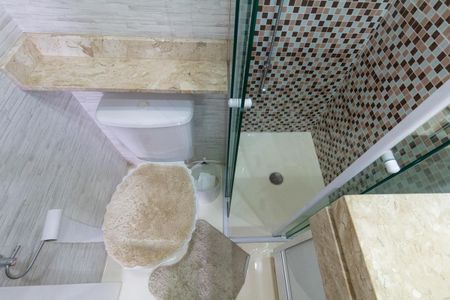 Apartamento à venda com 68m², 2 quartos e 1 vagaBanheiro 2