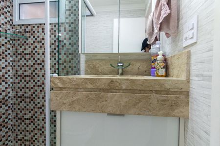 Apartamento à venda com 68m², 2 quartos e 1 vagaBanheiro 2