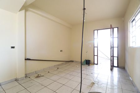 Sala de casa para alugar com 4 quartos, 140m² em Marta Helena, Uberlândia