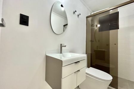Banheiro de apartamento para alugar com 1 quarto, 40m² em Jardim Oriental, São Paulo