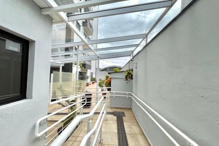 Apartamento para alugar com 42m², 1 quarto e 1 vagaHall de entrada