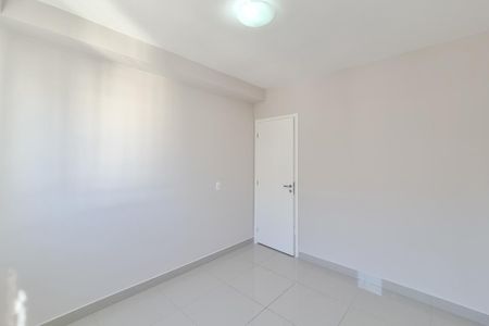 Apartamento à venda com 114m², 3 quartos e 2 vagas Apartamento à venda com 114m², 3 quartos e 2 vagasQuarto 2