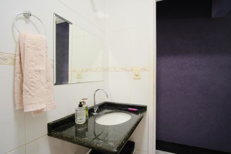 Casa à venda com 206m², 3 quartos e 3 vagasLavabo