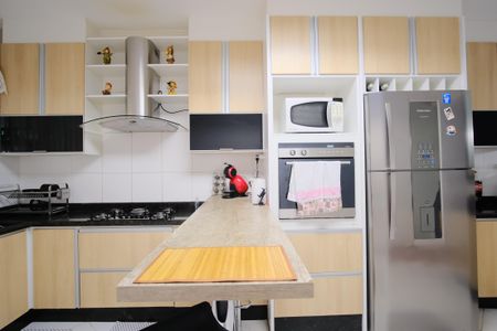 Casa à venda com 206m², 3 quartos e 3 vagasCozinha