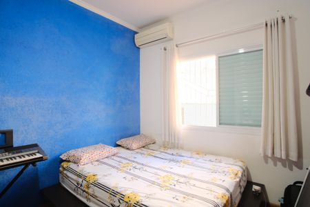 Casa à venda com 206m², 3 quartos e 3 vagasQuarto 2