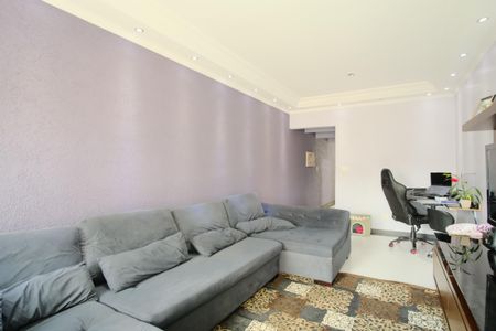 Casa à venda com 206m², 3 quartos e 3 vagasSala