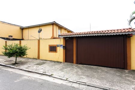 Casa de condomínio à venda com 103m², 2 quartos e 2 vagasFachada