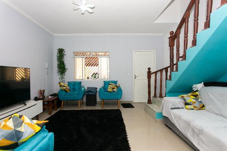 Casa de condomínio à venda com 103m², 2 quartos e 2 vagasSala