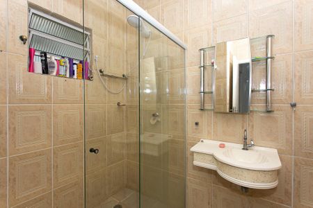 Casa de condomínio à venda com 103m², 2 quartos e 2 vagasBanheiro