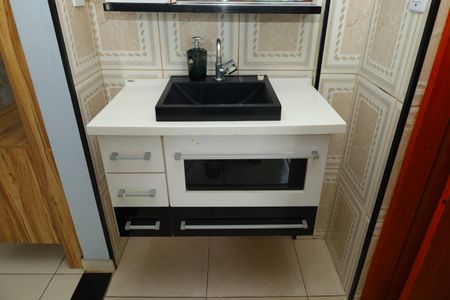 Apartamento para alugar com 43m², 2 quartos e sem vagaBanheiro