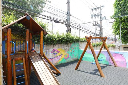 Apartamento para alugar com 43m², 2 quartos e sem vagaÁrea comum - Playground