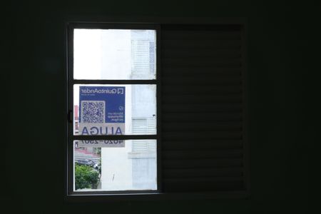 Apartamento para alugar com 43m², 2 quartos e sem vagaPlaca instalada na janela do imóvel - Código da placa JHAR-467