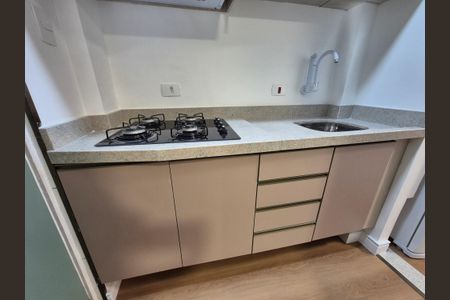 Apartamento para alugar com 25m², 1 quarto e sem vaga Apartamento para alugar com 25m², 1 quarto e sem vagaCozinha - Armários